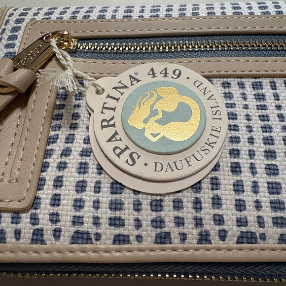 Spartina 449 Tan and Cream Patterned Wristlet - Picture 3 of 6